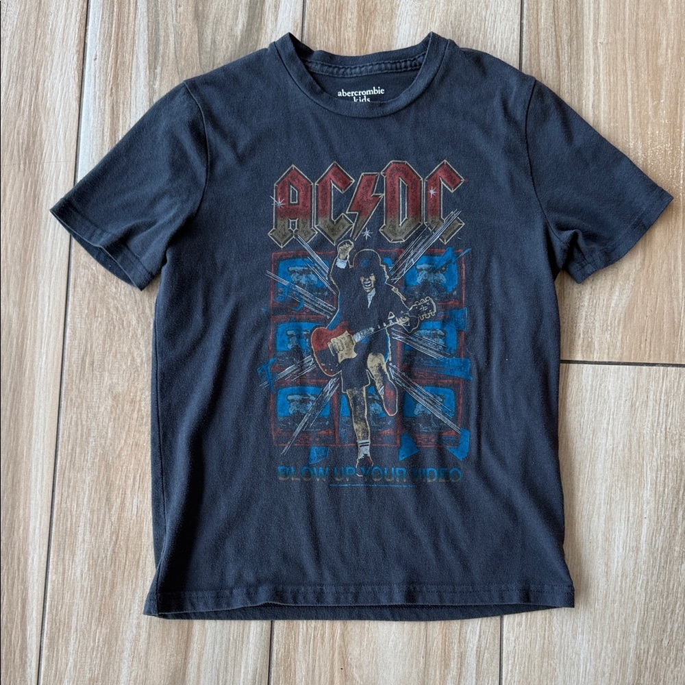 Abercrombie & Fitch Black Graphic Tee